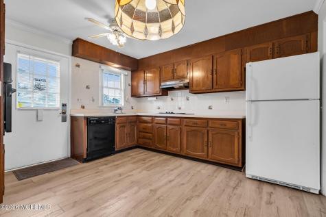 29 Edinburgh Lane Manchester NJ 08759