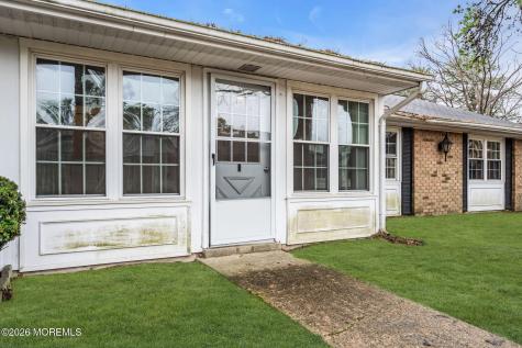 29 Edinburgh Lane Manchester NJ 08759