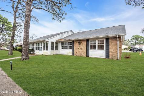 29 Edinburgh Lane Manchester NJ 08759