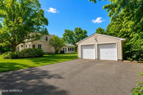 138 Church Street Belford NJ 07718