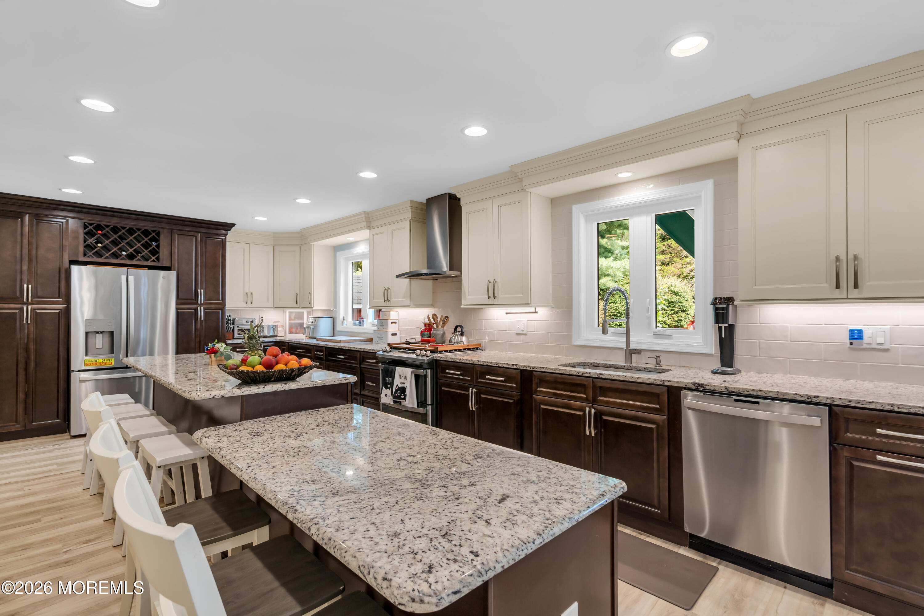 4 Crestview Court Farmingdale NJ 07727