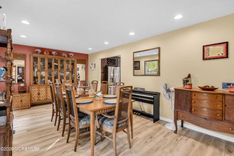 4 Crestview Court Farmingdale NJ 07727
