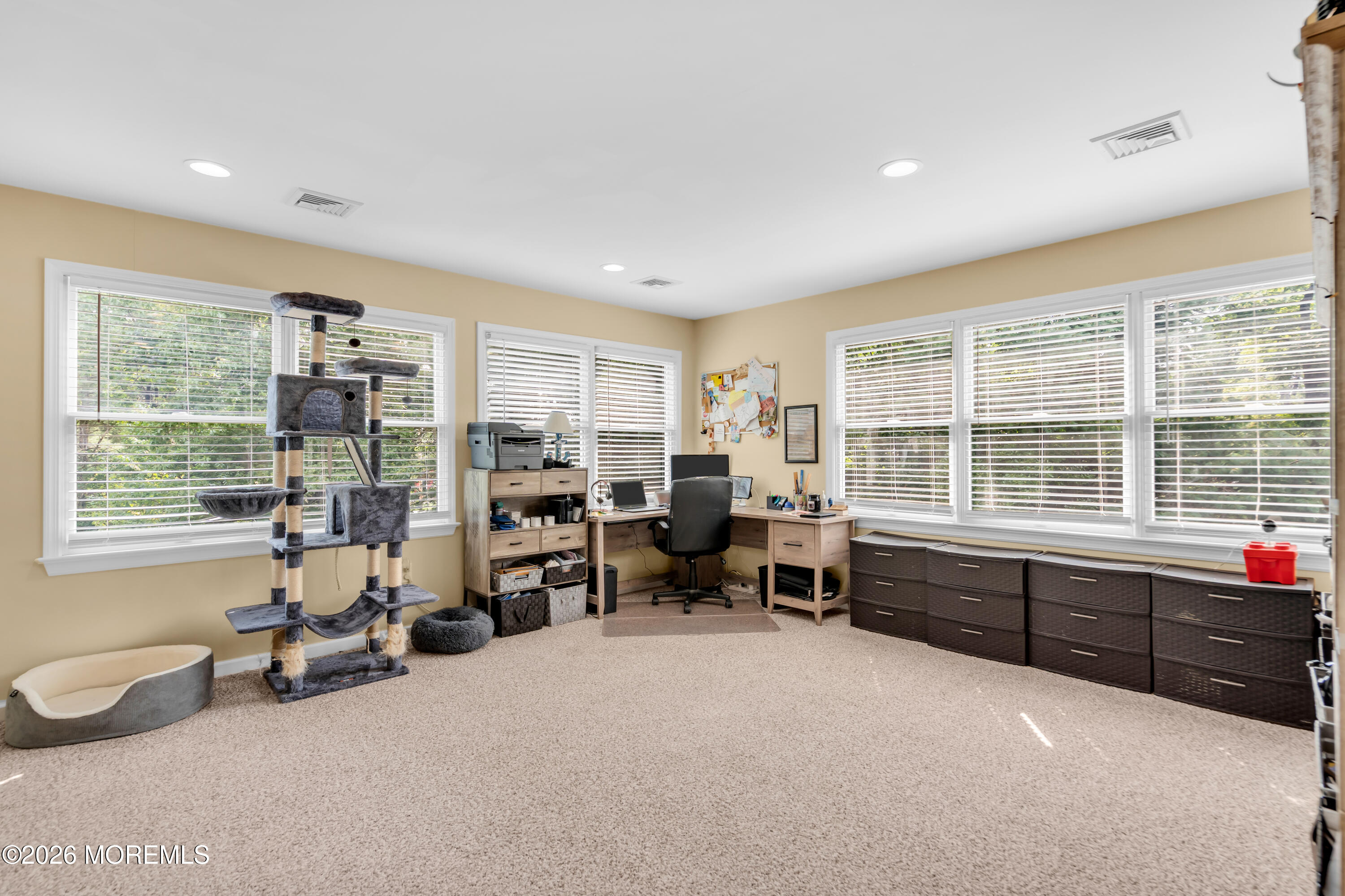 4 Crestview Court Farmingdale NJ 07727