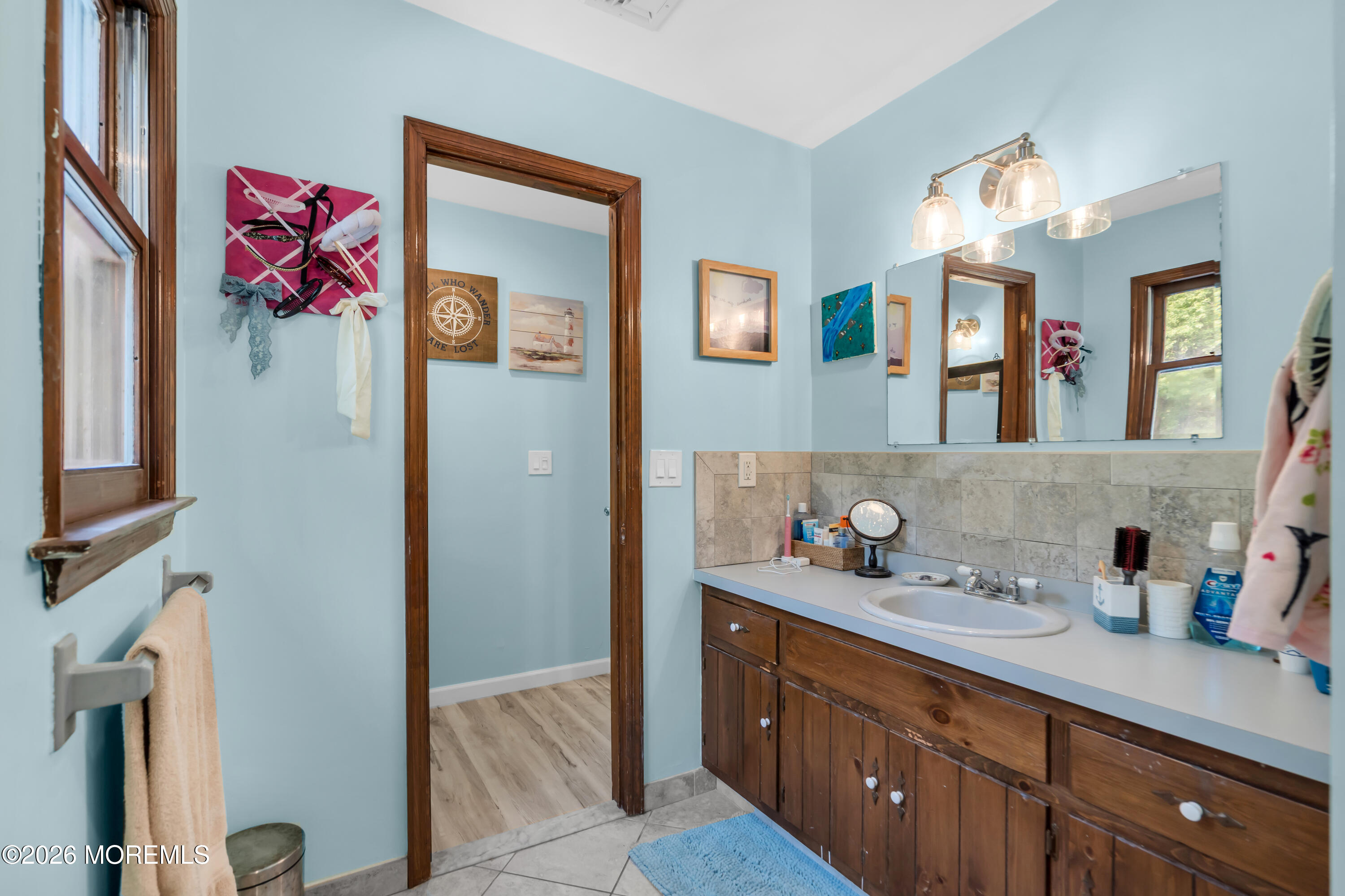 4 Crestview Court Farmingdale NJ 07727