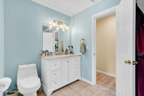 4 Crestview Court Farmingdale NJ 07727
