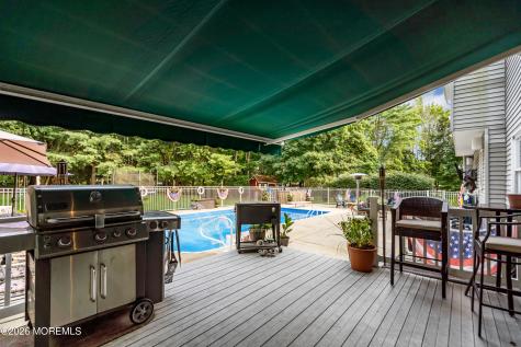 4 Crestview Court Farmingdale NJ 07727