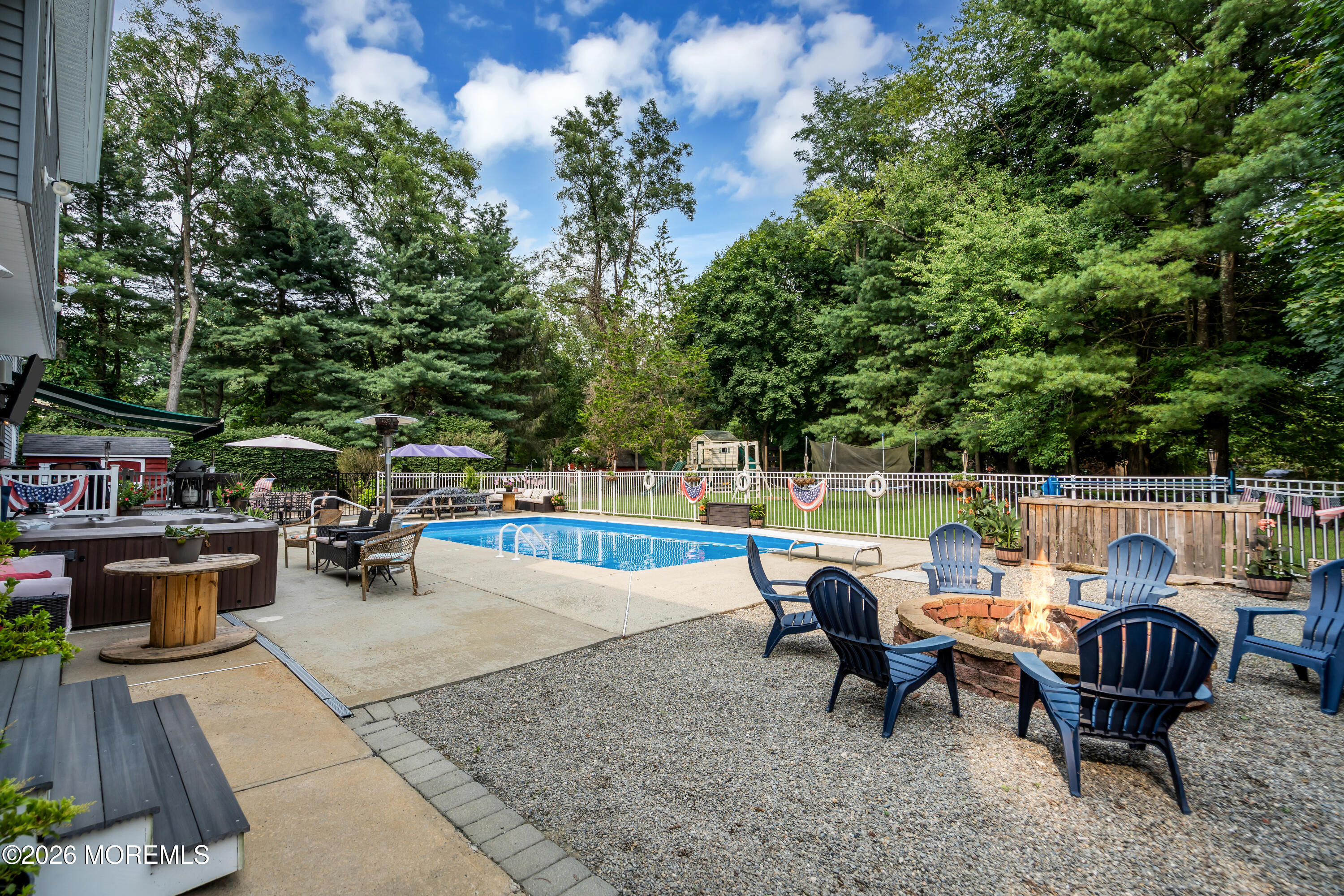 4 Crestview Court Farmingdale NJ 07727