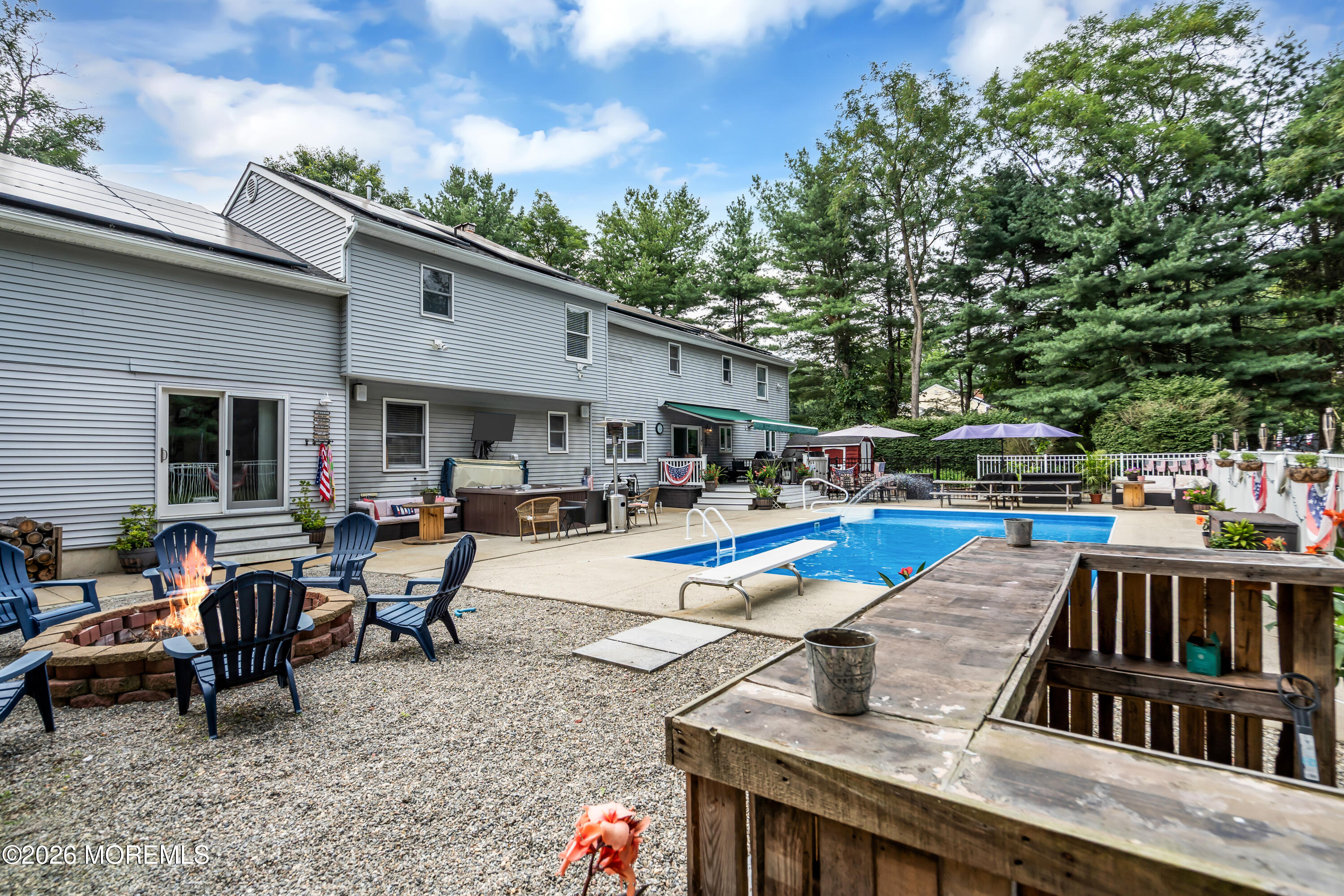 4 Crestview Court Farmingdale NJ 07727