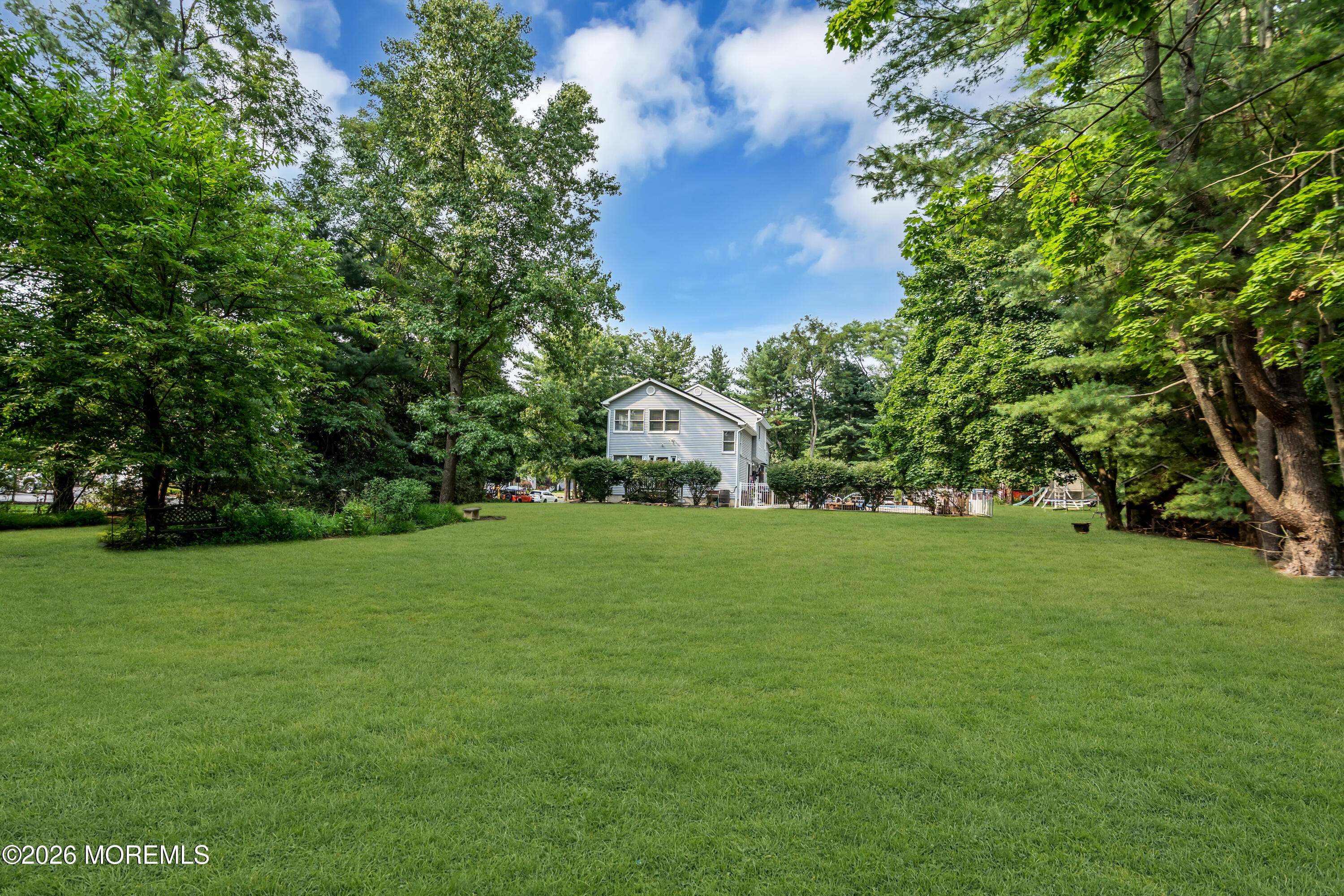 4 Crestview Court Farmingdale NJ 07727