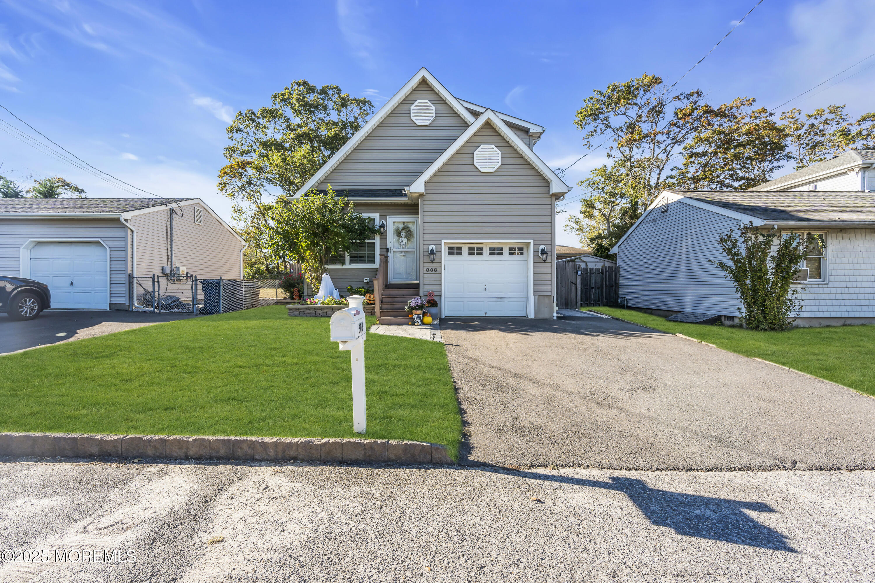 Beachwood NJ, 808 Beach Avenue