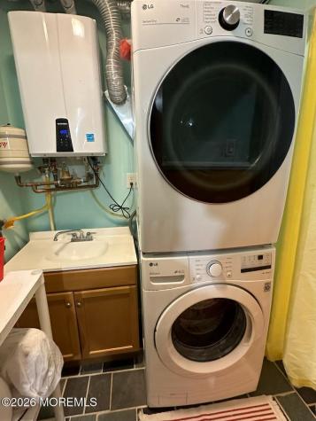 111 Valley Avenue Highlands NJ 07732