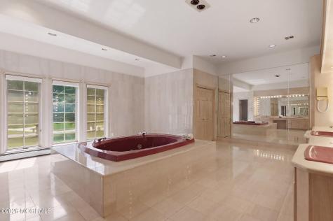 4 Thunder Lane Colts Neck NJ 07722