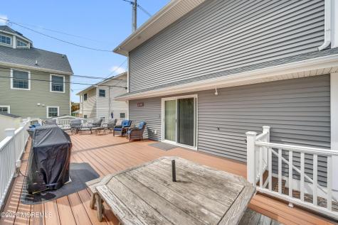 3 Holiday Road Ortley Beach NJ 08751