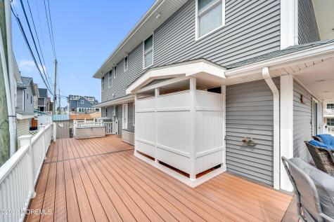 3 Holiday Road Ortley Beach NJ 08751