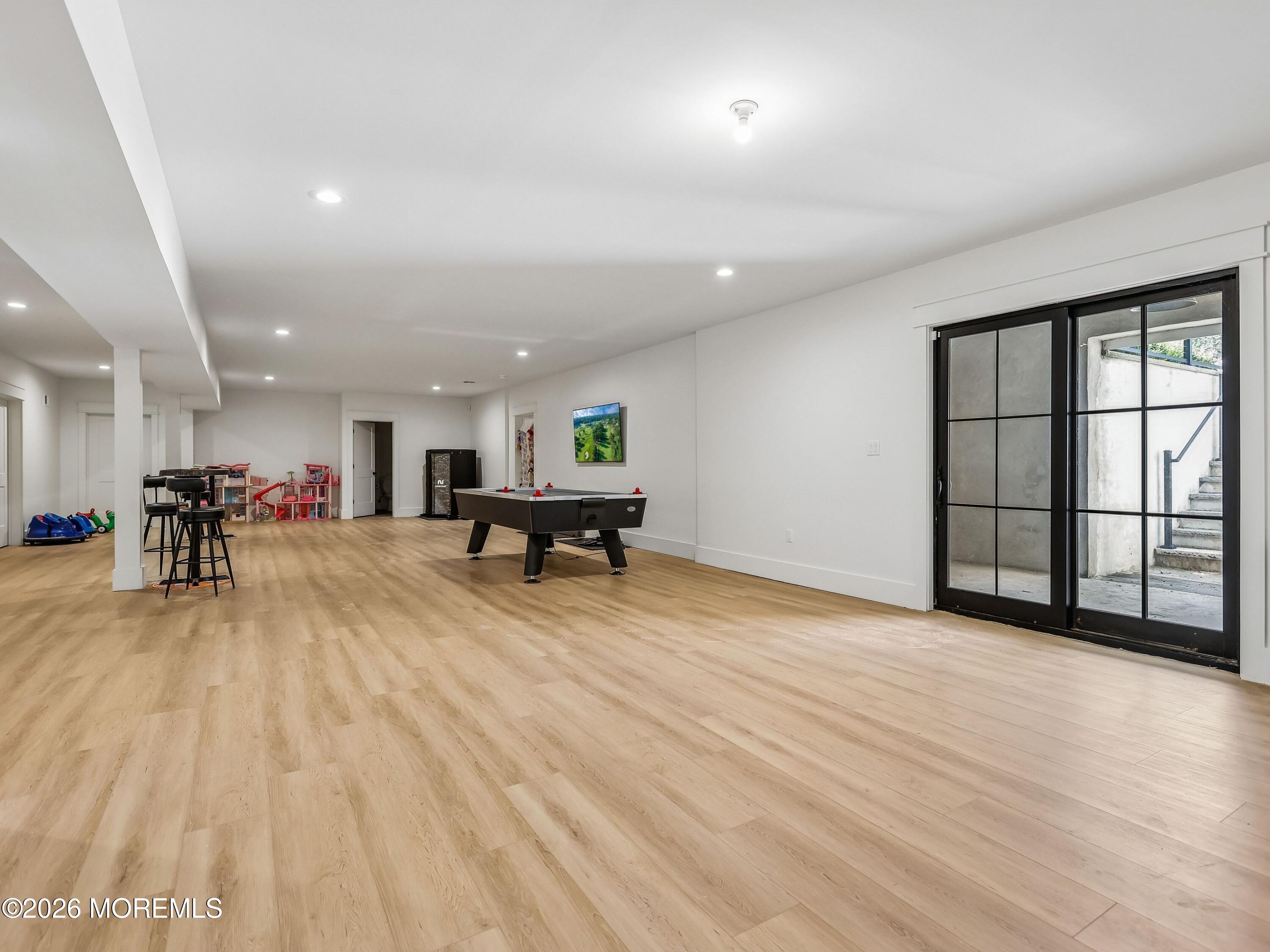 8 Hillcrest Drive Colts Neck NJ 07722