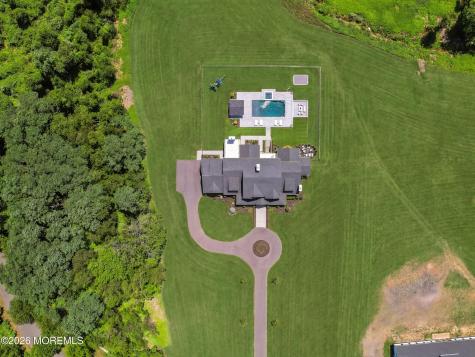 8 Hillcrest Drive Colts Neck NJ 07722
