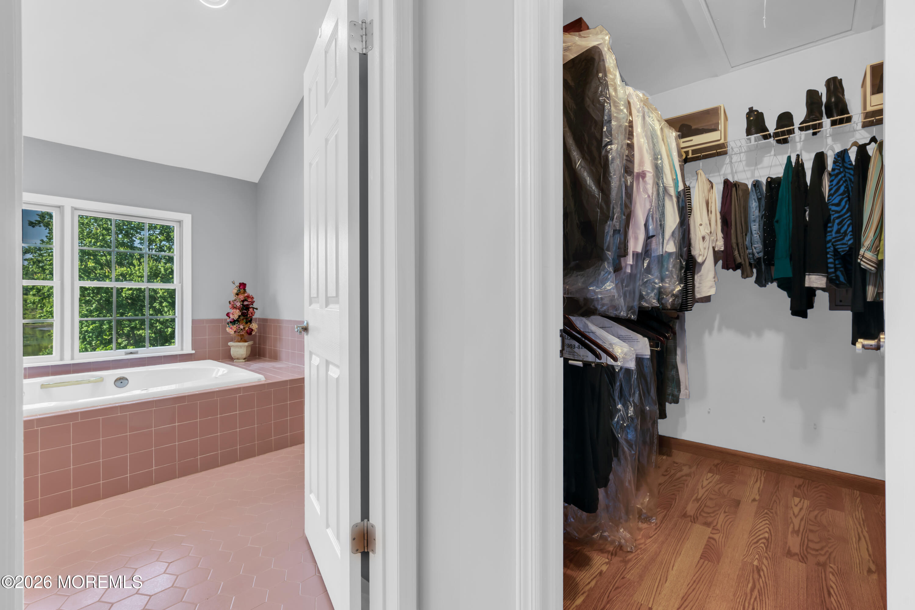 3 Chestnut Hill Drive Manalapan NJ 07726