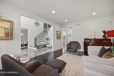 9 Gatarz Court East Brunswick NJ 08816