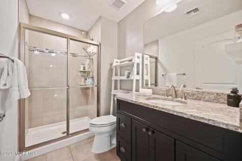 9 Gatarz Court East Brunswick NJ 08816