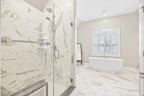 9 Gatarz Court East Brunswick NJ 08816