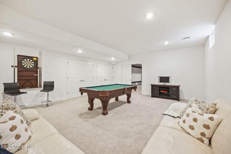 9 Gatarz Court East Brunswick NJ 08816
