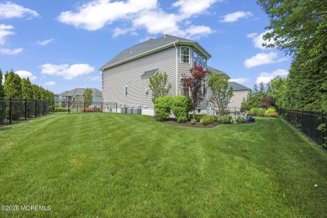 9 Gatarz Court East Brunswick NJ 08816