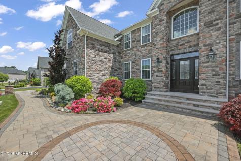9 Gatarz Court East Brunswick NJ 08816