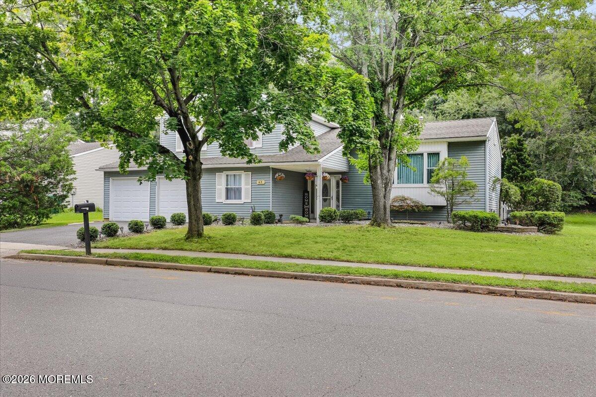 43 Glen Arden Drive Howell NJ 07731