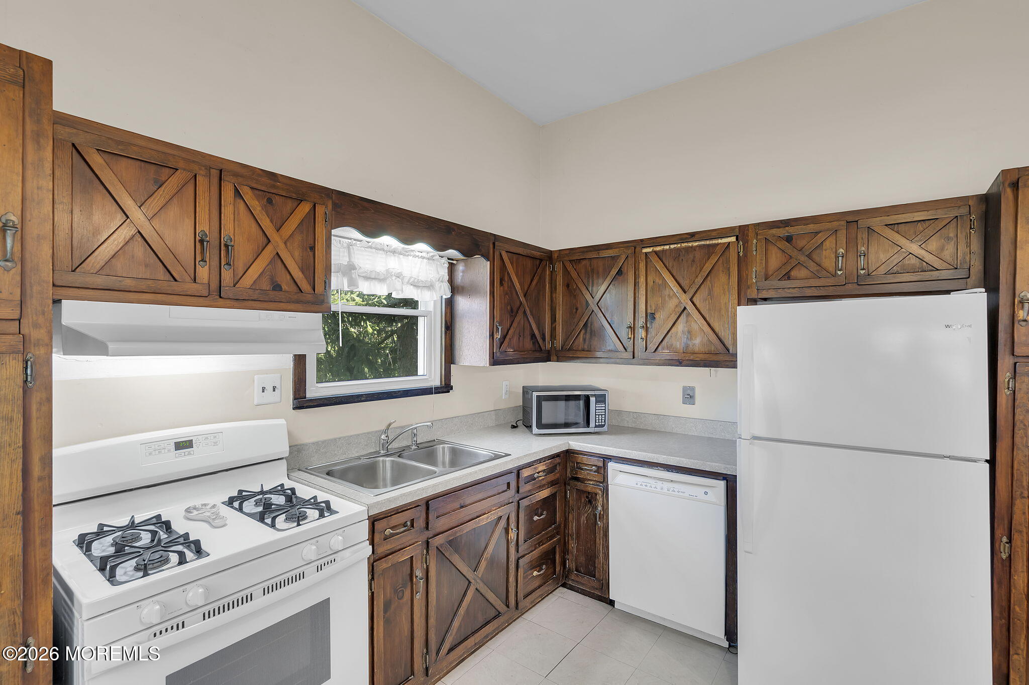 6 Pearl Road East Brunswick NJ 08816