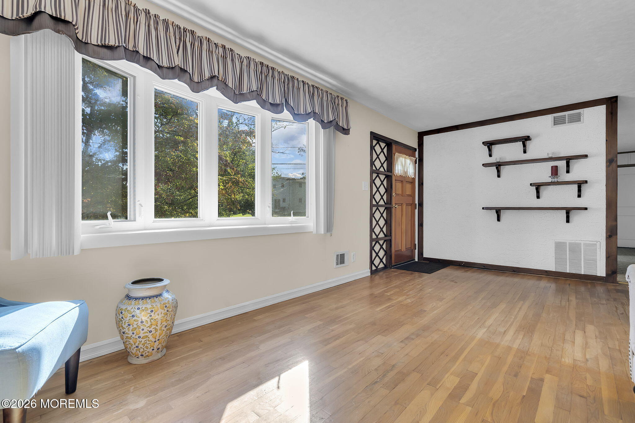 6 Pearl Road East Brunswick NJ 08816
