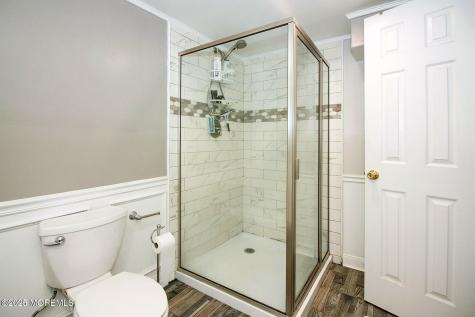 43 Darien Road Howell NJ 07731