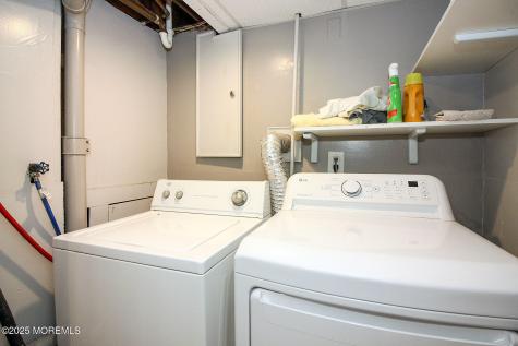 43 Darien Road Howell NJ 07731