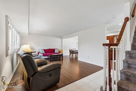 21 Deer Run Drive S Barnegat NJ 08005