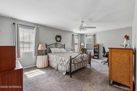 21 Deer Run Drive S Barnegat NJ 08005