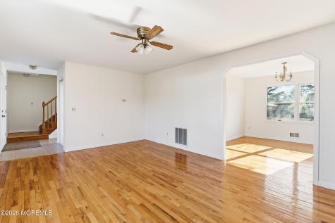 385 Maryland Avenue Bayville NJ 08721