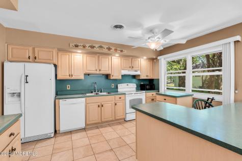 3 Idaho Drive Manchester NJ 08759