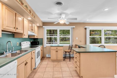 3 Idaho Drive Manchester NJ 08759