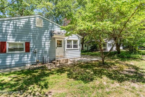 3 Idaho Drive Manchester NJ 08759