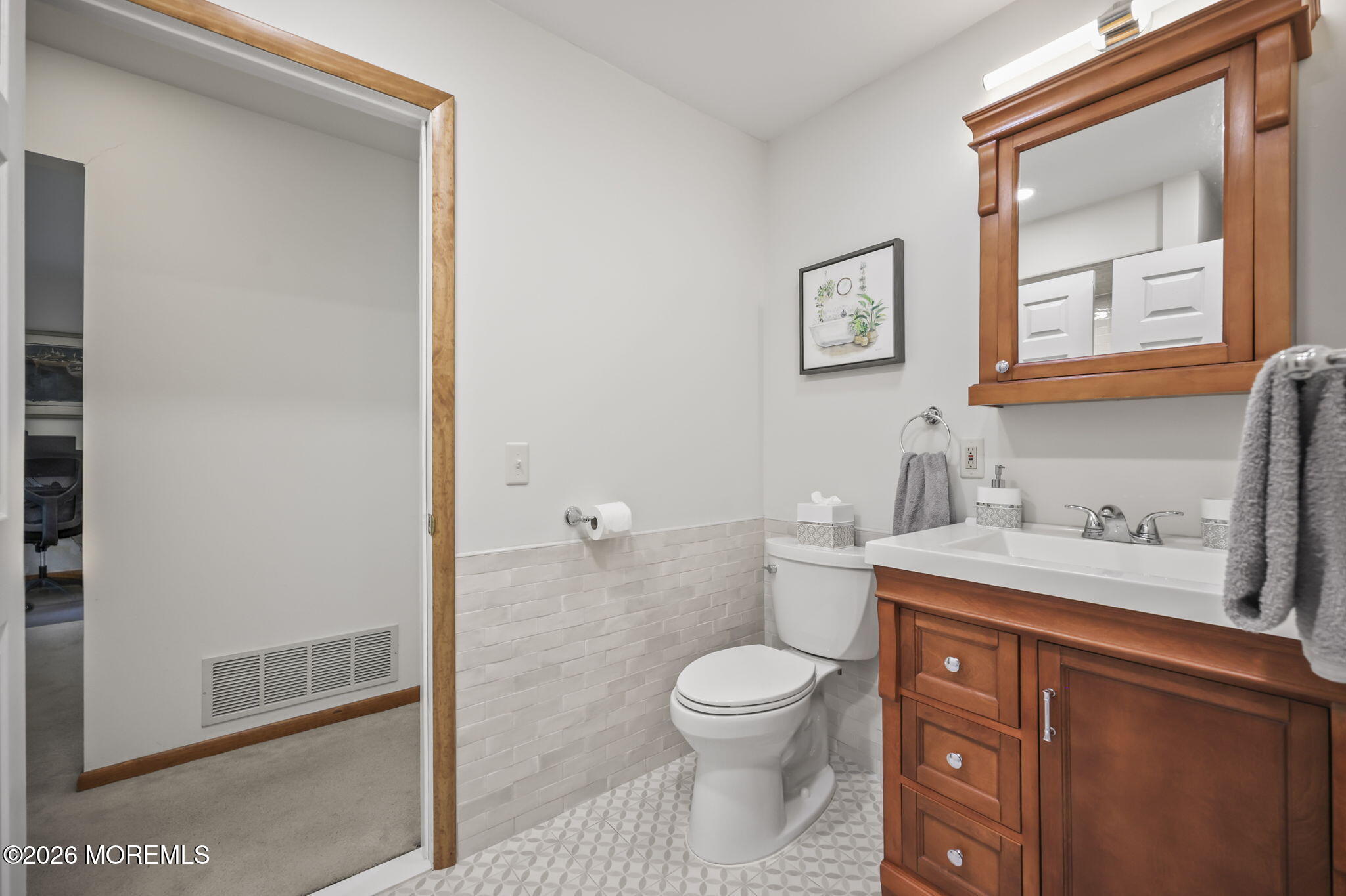 264 Windeler Road Howell NJ 07731