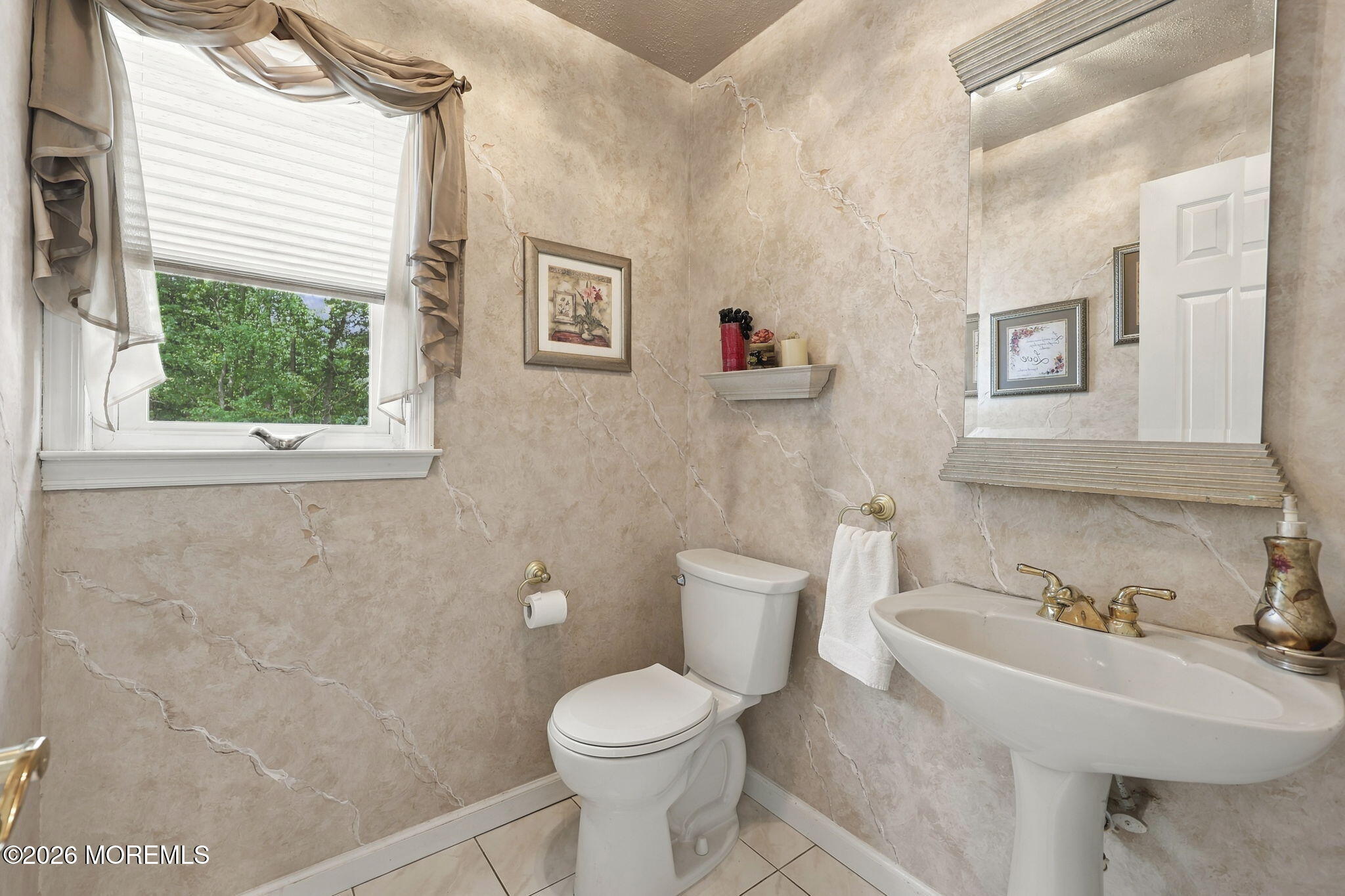 6 Grant Road Manalapan NJ 07726