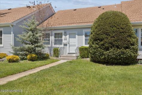 137 Halden Strasse Freehold NJ 07728