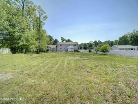 20 Richard Road Farmingdale NJ 07727