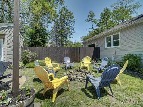 20 Richard Road Farmingdale NJ 07727