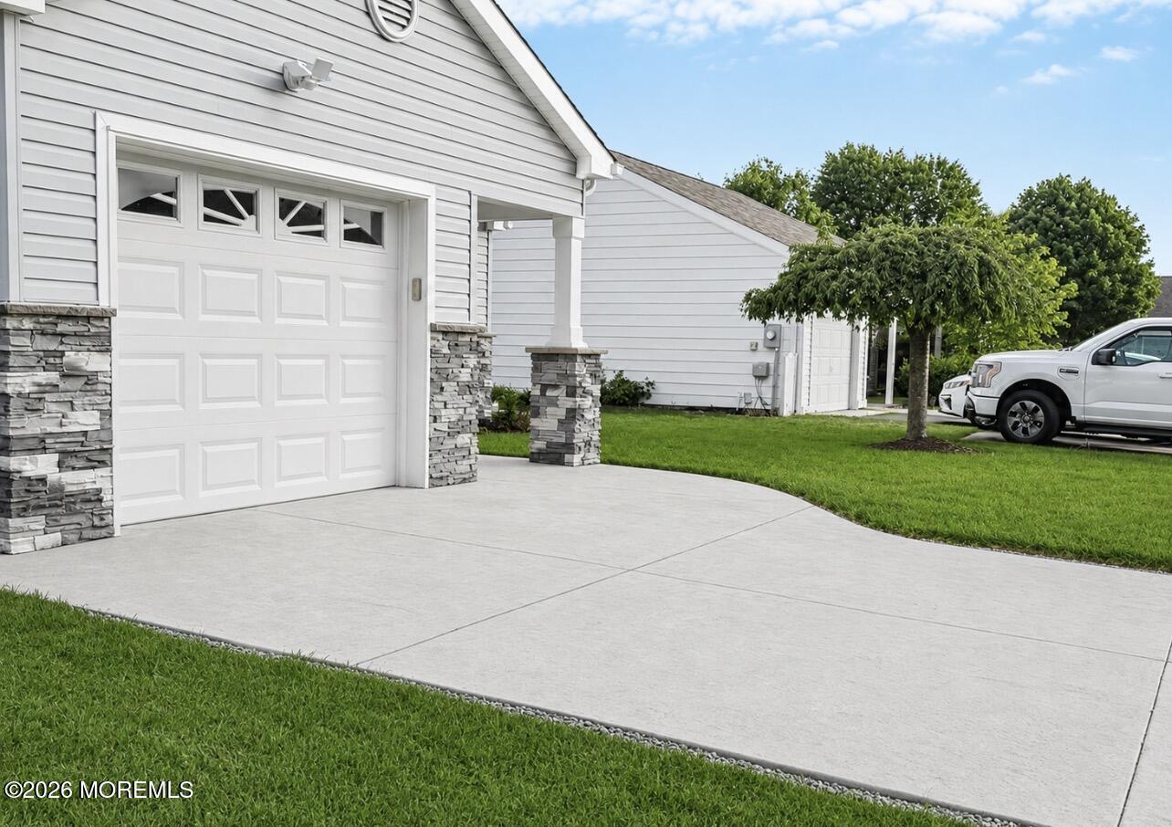 19 Frilham Lane Manchester NJ 08759