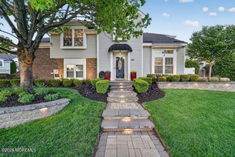 194 Kentucky Way Freehold NJ 07728