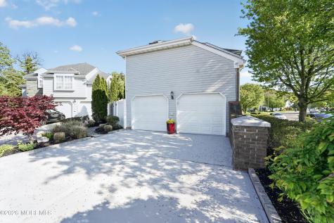 194 Kentucky Way Freehold NJ 07728
