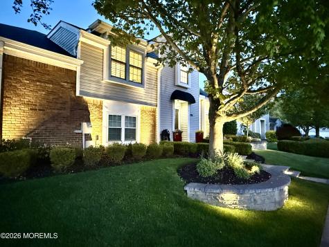 194 Kentucky Way Freehold NJ 07728