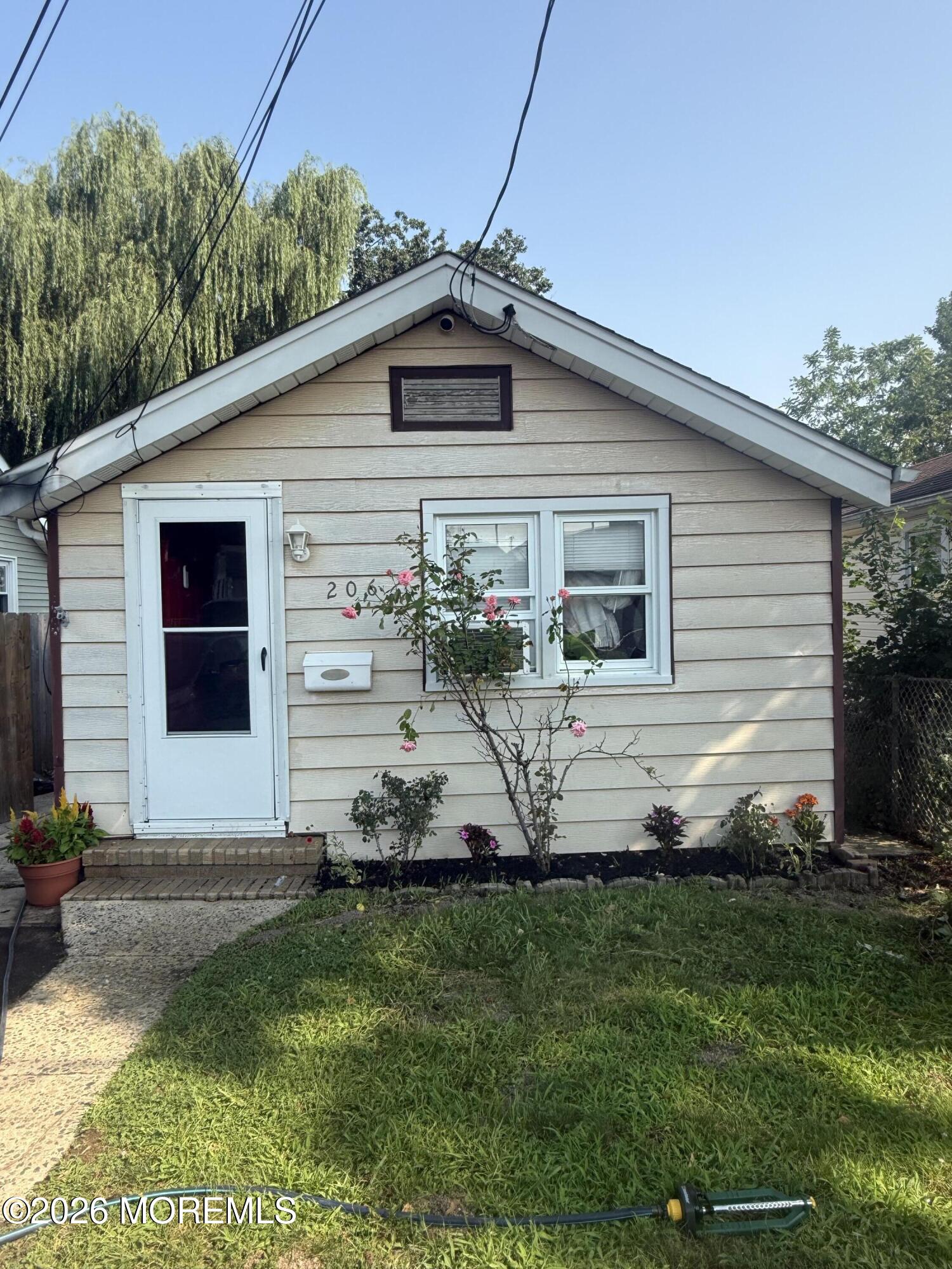 206 Hillcrest Avenue Laurence Harbor NJ 08879