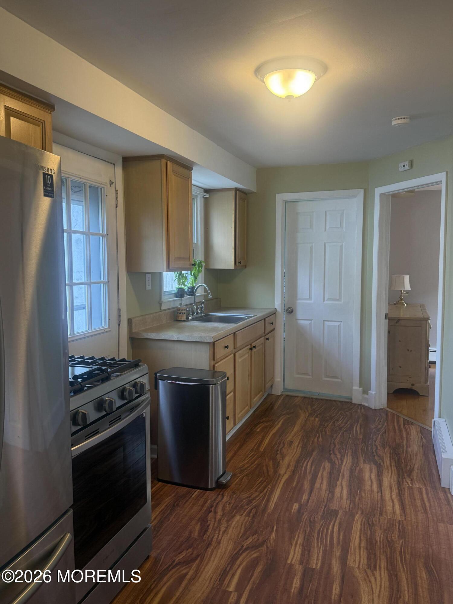 206 Hillcrest Avenue Laurence Harbor NJ 08879