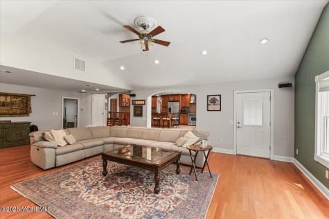 8 Dusko Drive Parlin NJ 08859